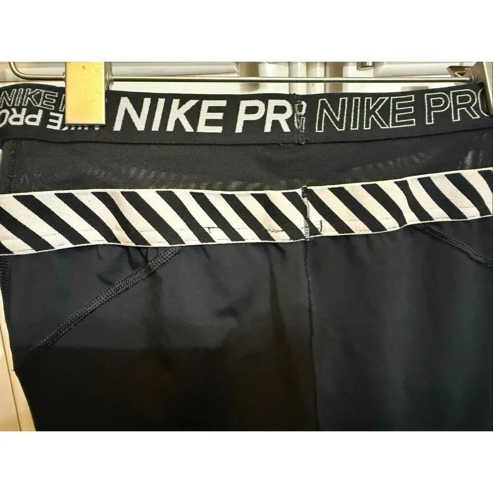Nike Women's High Rise HyperCool 7/8 Length Training Pull-on Tights Black Small